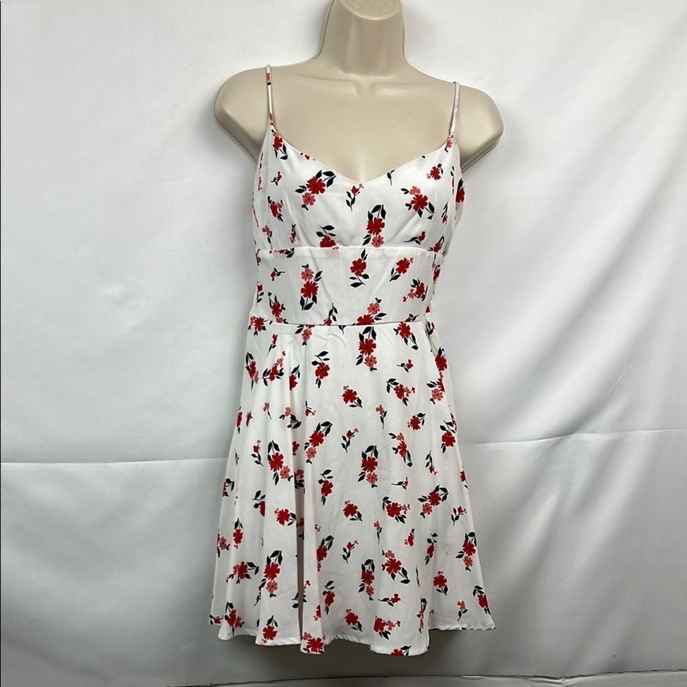 Row A red and white floral fit and flare sundress size large EUC smocked back